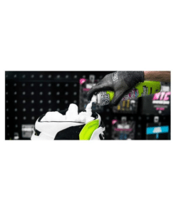 Alternative view of Αφρός Καθαρισμού κράνους MUC OFF